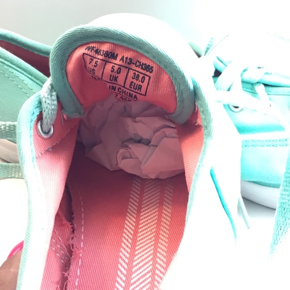 Keds Women's Lace Up  Teal Champion/Tennis/Sneaker Canvas Shoes Size 7.5 - Picture 5 of 12